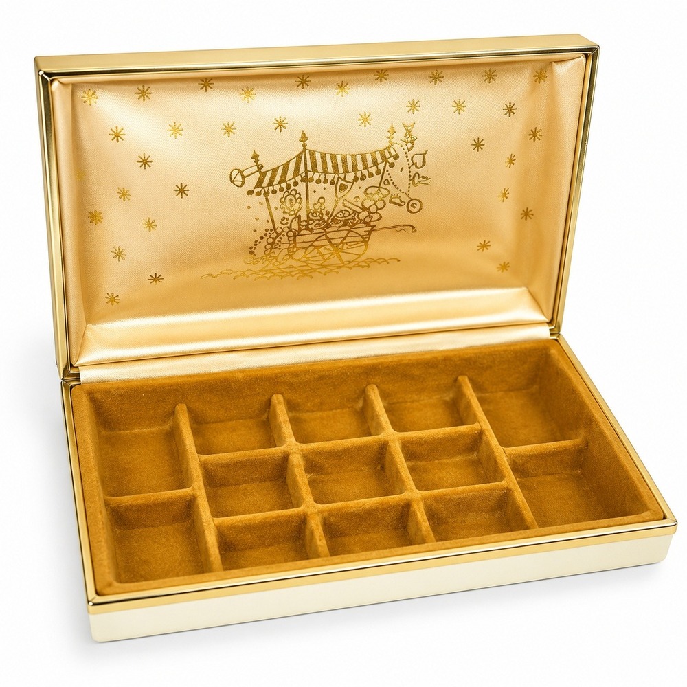 Vintage Mid Century Jewelry Box Cream Gold Carriage Satin Lining 15 Compartments